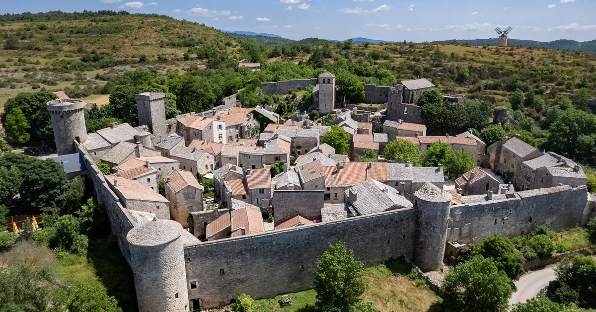 la couvertoirade plus beaux villages de france camping vert lavande 3 etoiles
